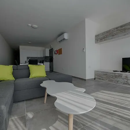 Ix-xlokk Apt. C3 Wind Rose Gozo Apartament Għarb